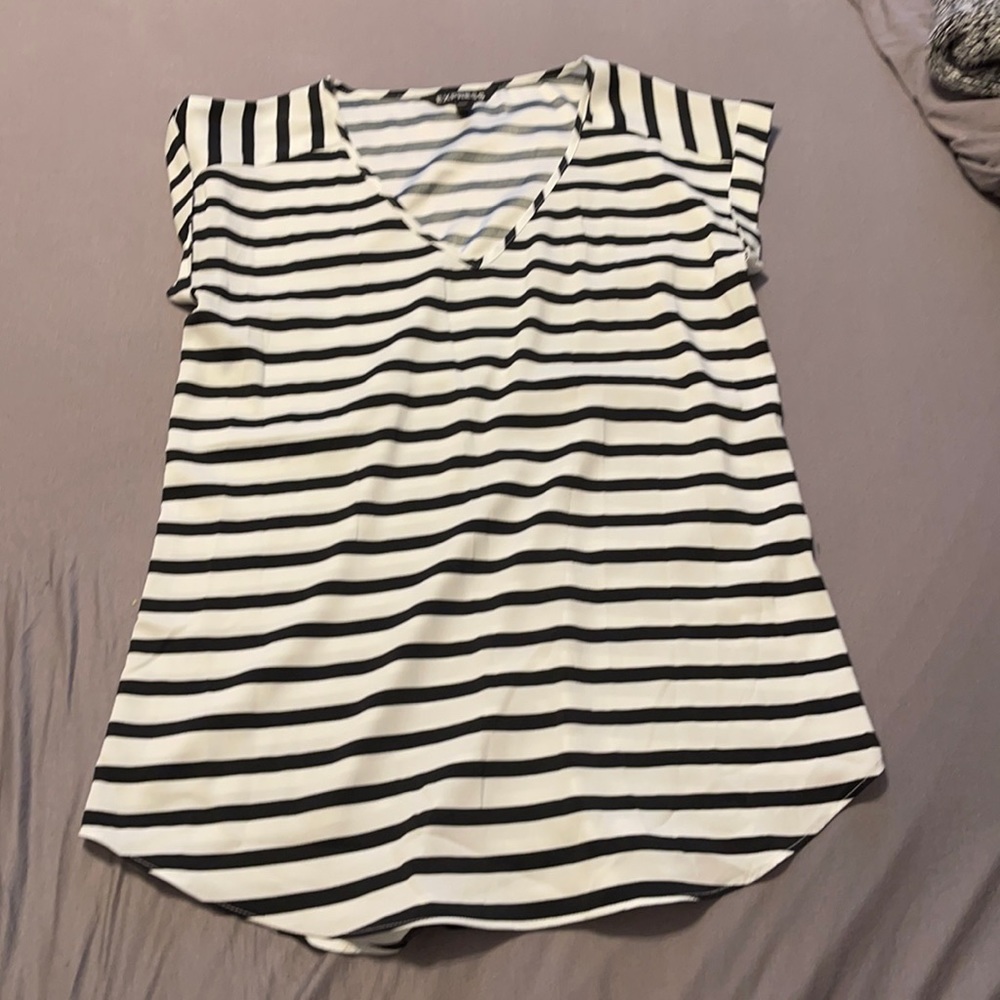 Black and white striped Express dress tee